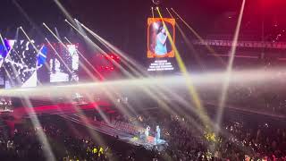 Download lagu Melly Goeslaw ft Dinda Ghania- Jangan Pernah Berubah (Live at malaysia 2025) mp3