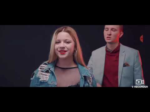 Mína a Pjay basic boy