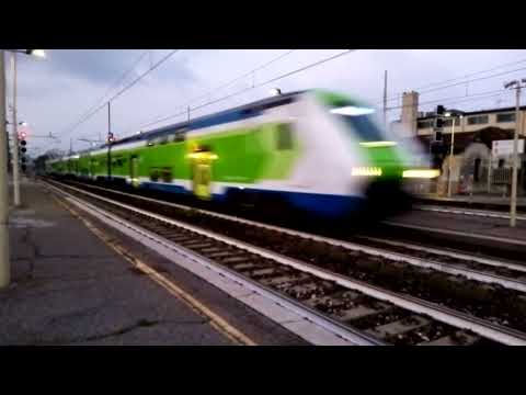 ETR421 031 Trenord - Milano Greco - 04/10/2022