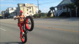 THE Mongoose Dolomite Fat Tire Bicycle Wheelie Video! Wrightsville Beach NC!! 肥胎腳踏車孤輪影片.