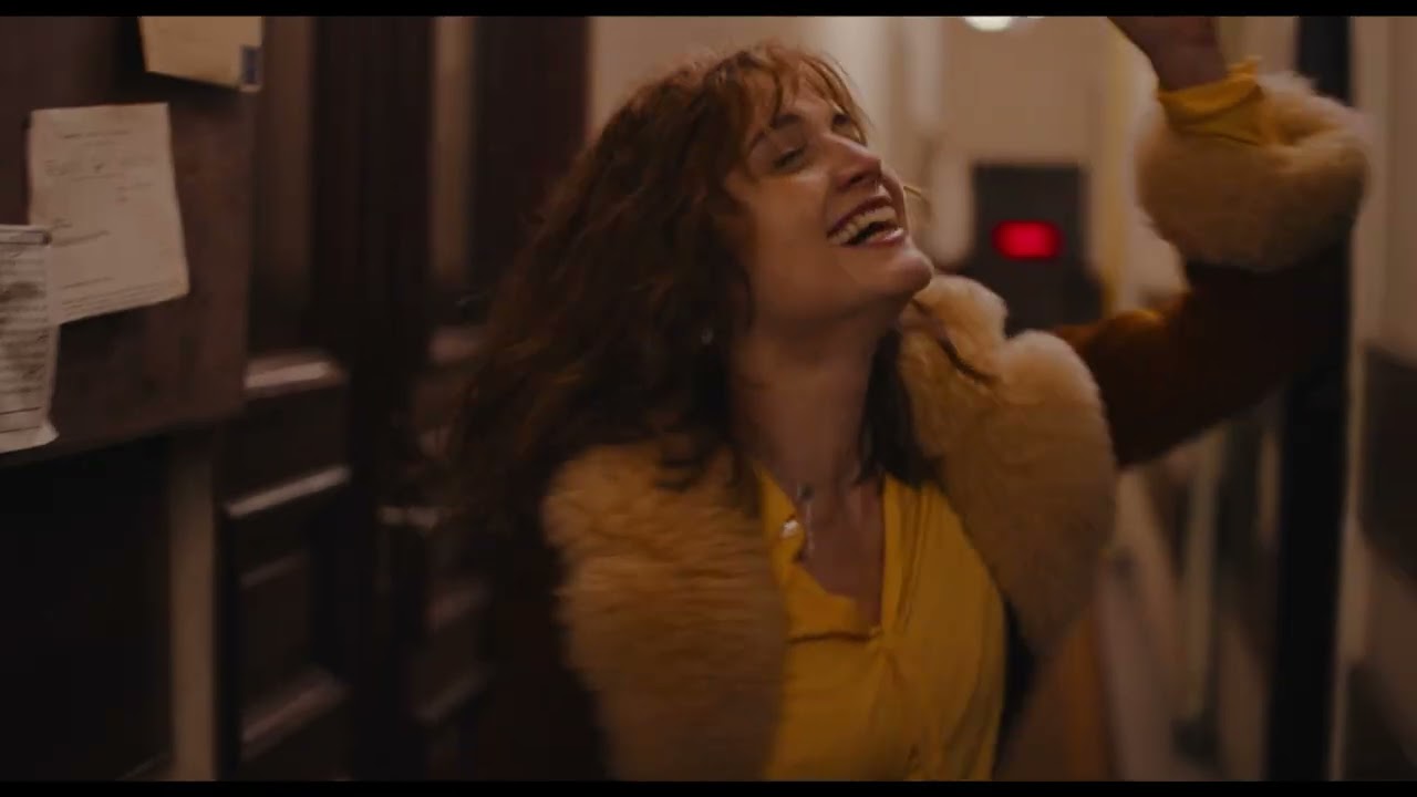 Miniature de la vidéo Official UK Teaser Trailer 4 [Subtitled] du film Au rythme de Vera