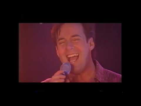 Gerard Joling & The Trammps - Disco Inferno (Official Videoclip)