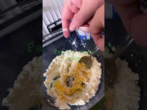 Solar system cupcakes