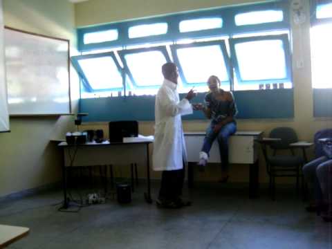 "O que um maleolo faz" - Fisioterapia UESB I Semestre - Turma 2009.1