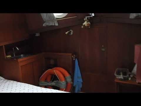 Dutch Barge Tjalk 2 recent engines, meticulous maintenance, possible for living all the ye