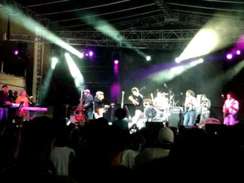 Boogaloo ft. McKlopedia @ Festival Nuevas Bandas 2012