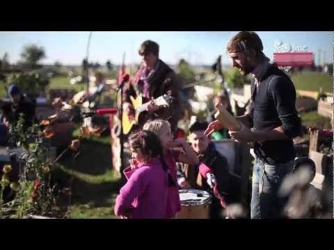 We Invented Paris in der jmc Akustik-Session - The Busker