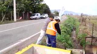preview picture of video 'Municipio de Quillota y el MOP en guerra total por señalética en caletera local'