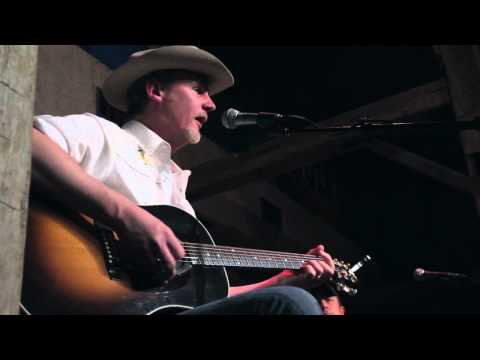 Max Stalling - '6x9' Live at Dosey Doe