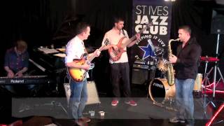 MIKE STERN's 'Slow Change' Played by the Alex Black Band