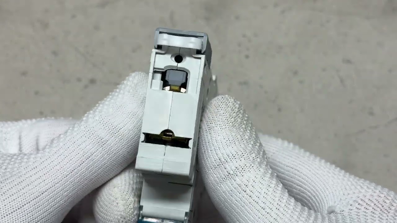 Автоматический выключатель Hager MCN132 С 1p 32А