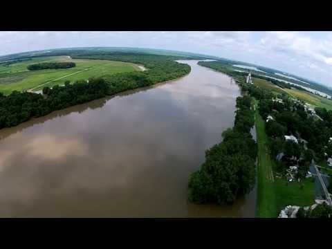 Evandy's Boatel/Naples Illinois Flooding June 29, 2015 Via Skycam