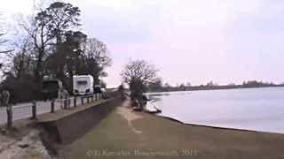 preview picture of video 'New Forest, in Hampshire, England  Hatchet Pond near Beaulieu  ( 1 )'