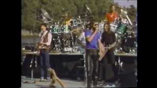 The Doobie Brothers - Listen To The Music - Live '81