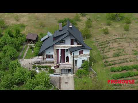 VILA DEOSEBITA IN SLATINA - LUNCANI - OAZA DE LINISTE LA MARGINEA PADURII — Video