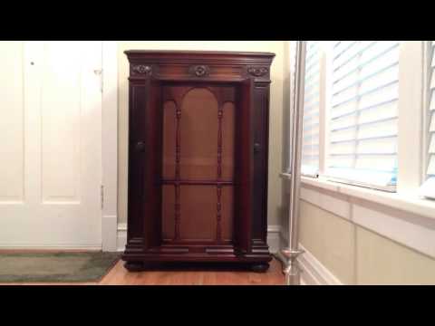 I Ain't Got Nobody • Ted Lewis and His Band • Ted Lewis and His Band (Victrola Credenza)