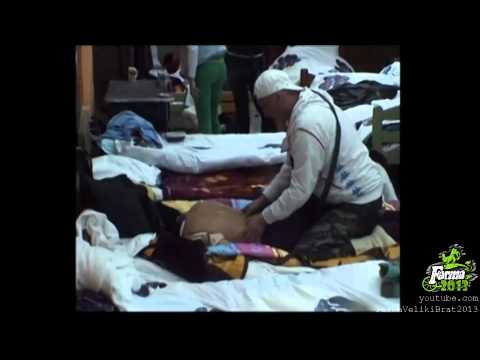 VIP FARMA 4 - Miki Mećava masira farmerke