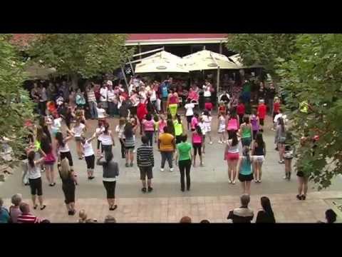 Dance Xtreme Flashmob – by Irene Mall 2013