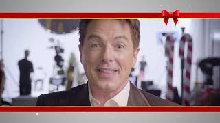 John Barrowman pousse la chansonnette en faisant la promo de son album 