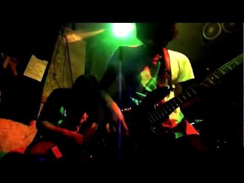 Kuruucrew ( 狂うクルー ) live