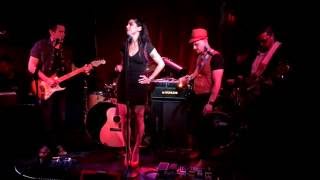 Amy Winehouse - You Know I'm No Good (Diva live cover)