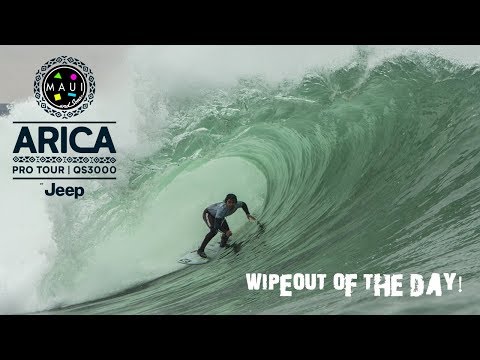 Ian Gouveia - Wipeout of the Day!