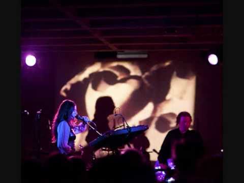 Hope Sandoval - Suzanne - Live 2009, London, pt 10