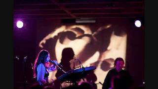 Hope Sandoval - Suzanne - Live 2009, London, pt 10
