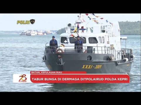 KAPOLDA KEPRI UPACARA TABUR BUNGA DI LAUT