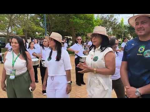 Apresentação da Banda de Fanfarra no Desfile Cívico de 7 de Setembro em Salobro de Canarana, Bahia