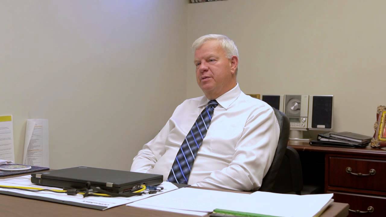 Dr. Hugh Sales, Business Professor