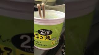 お好み焼きにフタはあかんのか？