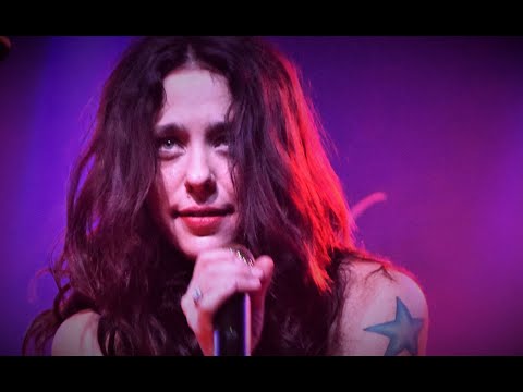 Danielle Nicole ! The Full Show  @ The Little Bear Rib Fest, Vernon Hills Ill. 2017  - Fantastic !