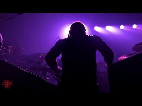 #RedCam Bennie Rodgers II/ The Band Six performing during BlackPink's world tour.