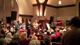 Lorre Wyatt performs "Old Apples", written by Pete Seeger and Lorre Wyatt. 2/16/14