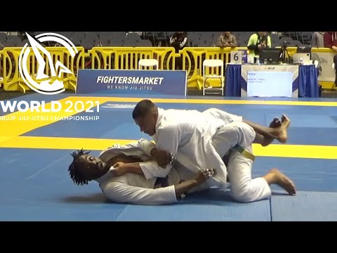 Danylo Wruck v Salron Zephirin / World Championship 2021