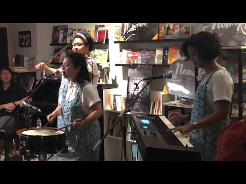 NonaRia - Geef Mij Maar Nasi Goreng (Live at Kios Ojo Keos, Jakarta 18/12/2018)