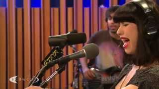 Kimbra Plain Gold Ring KCRW 2012-05-24