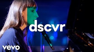 Juliette Armanet - L&#39;Amour En Solitaire - Vevo dscvr France (Live)