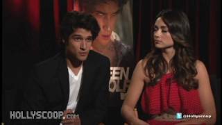 Hollyscop.com Crystal Reed & Tyler Posey 