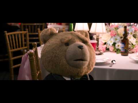 Ted 2 "Acabo de inhalar una linea con alguien en el baño"