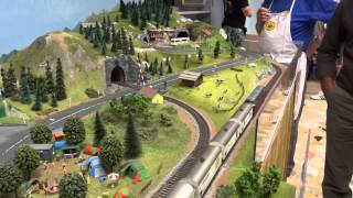 preview picture of video 'Trino Model 2012 - Modellino ferroviario dettagliato'