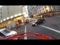 Un motociclista "ninja" cae de pie tras aparatoso accidente