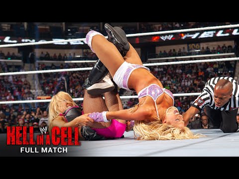 FULL MATCH - Kelly Kelly vs. Beth Phoenix - Divas Title Match: WWE Hell in a Cell 2011