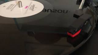 Cleaning the vinyls. Ian Pooley-A Better Life (Balmes)