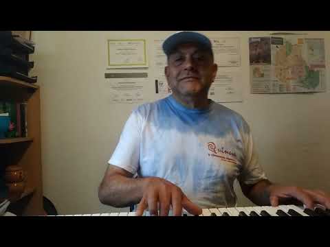 MUCHACHOS AHORA NOS VOLVIMOS A ILUSIONAR por HÉCTOR MARCELO GALLARDO junto a THE PALMERS. (Cumbia).