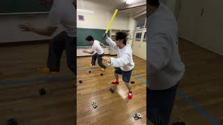 びっくりチキンつけて目隠し剣士から音出さずに逃げろ！！ #shorts