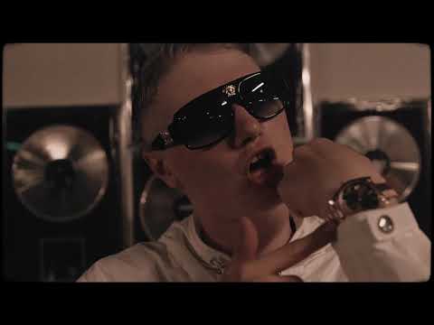 Einár - Unge Med Extra Energi (officiell musikvideo)