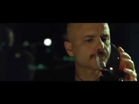 Matrix, 1999 : Eating Steak and Protein Breakfast scene