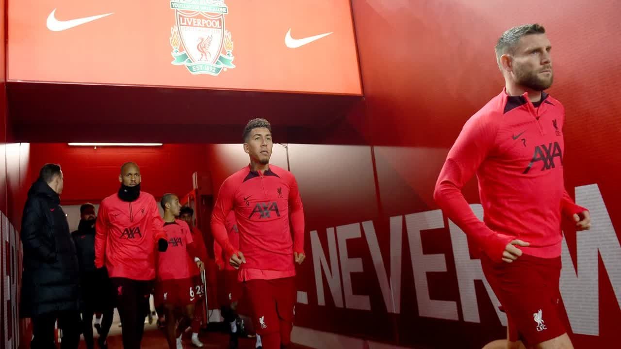 Klopp pushes for Liverpool extension as Reds 'fight Man Utd' for $107m transfer